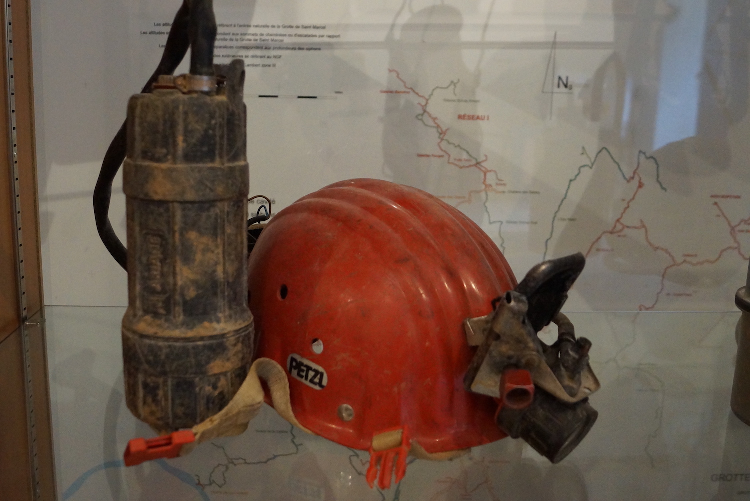 History caving helmets discoverers grotte saint marcel