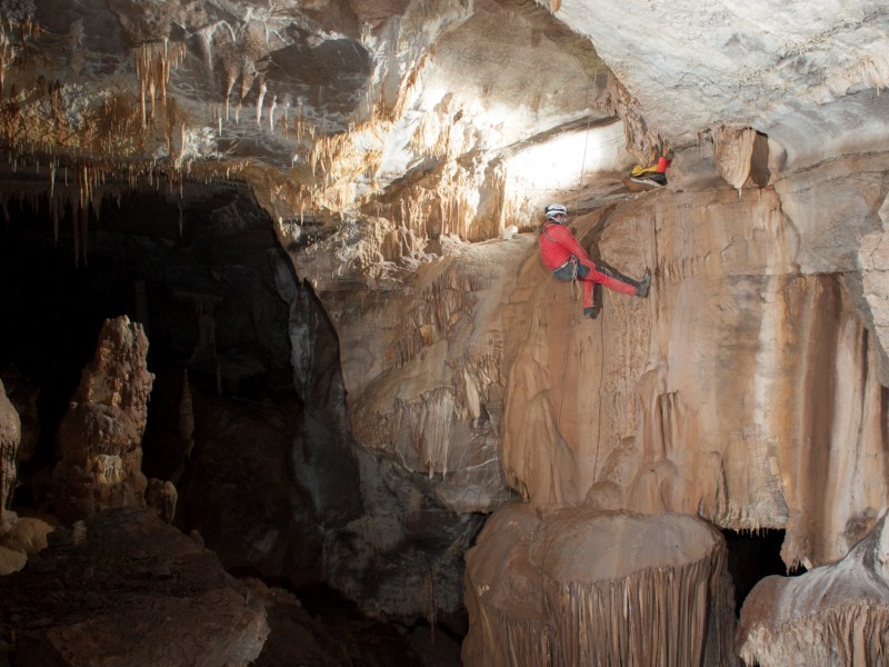 la-rando-de-l-extreme-speleologie-grotte-saint-marcel-activite-indoor-97